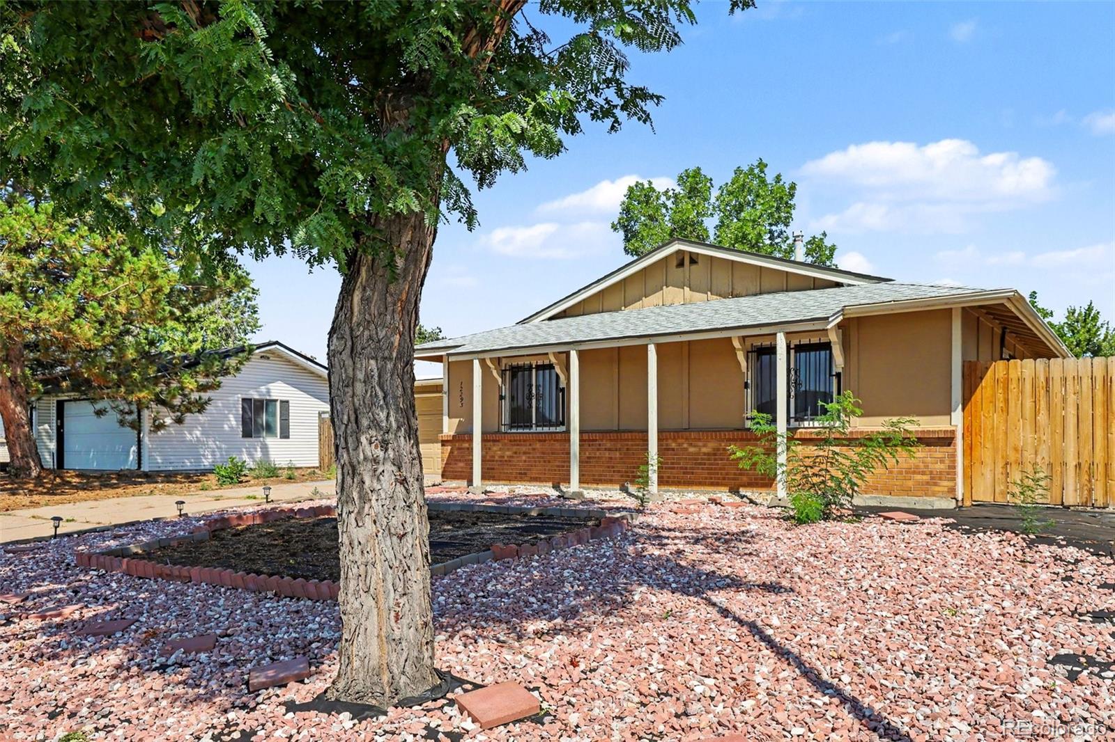 aurora&nbsp; House Search Picture