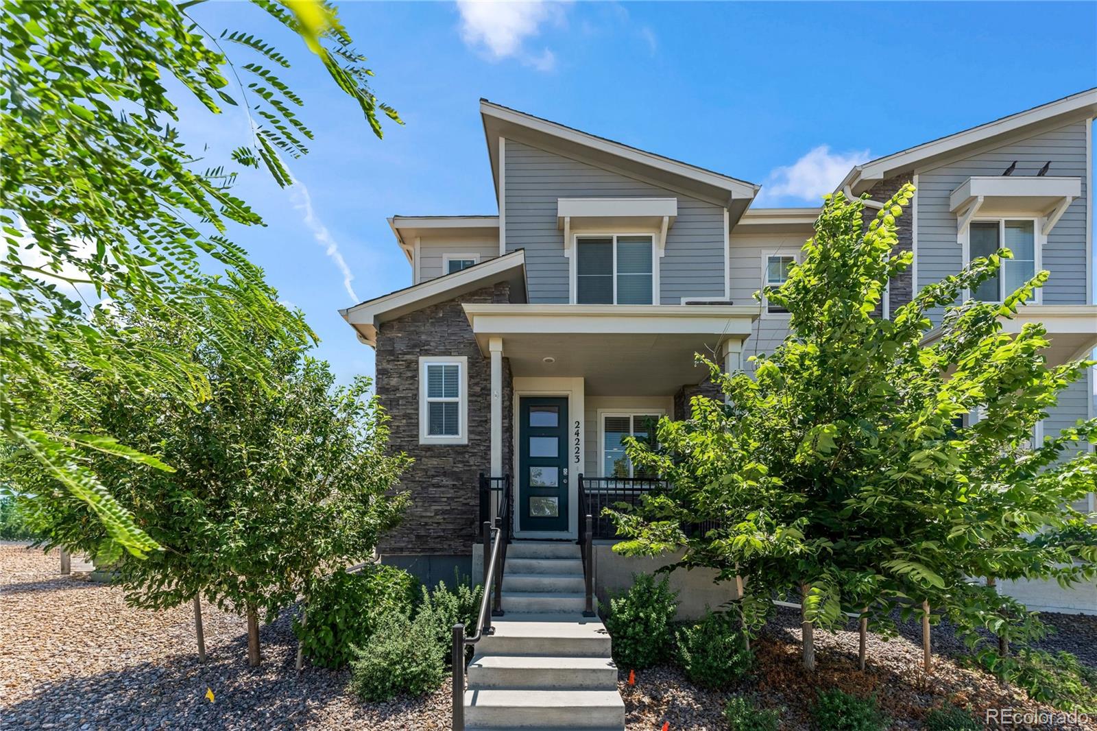 aurora&nbsp; House Search Picture