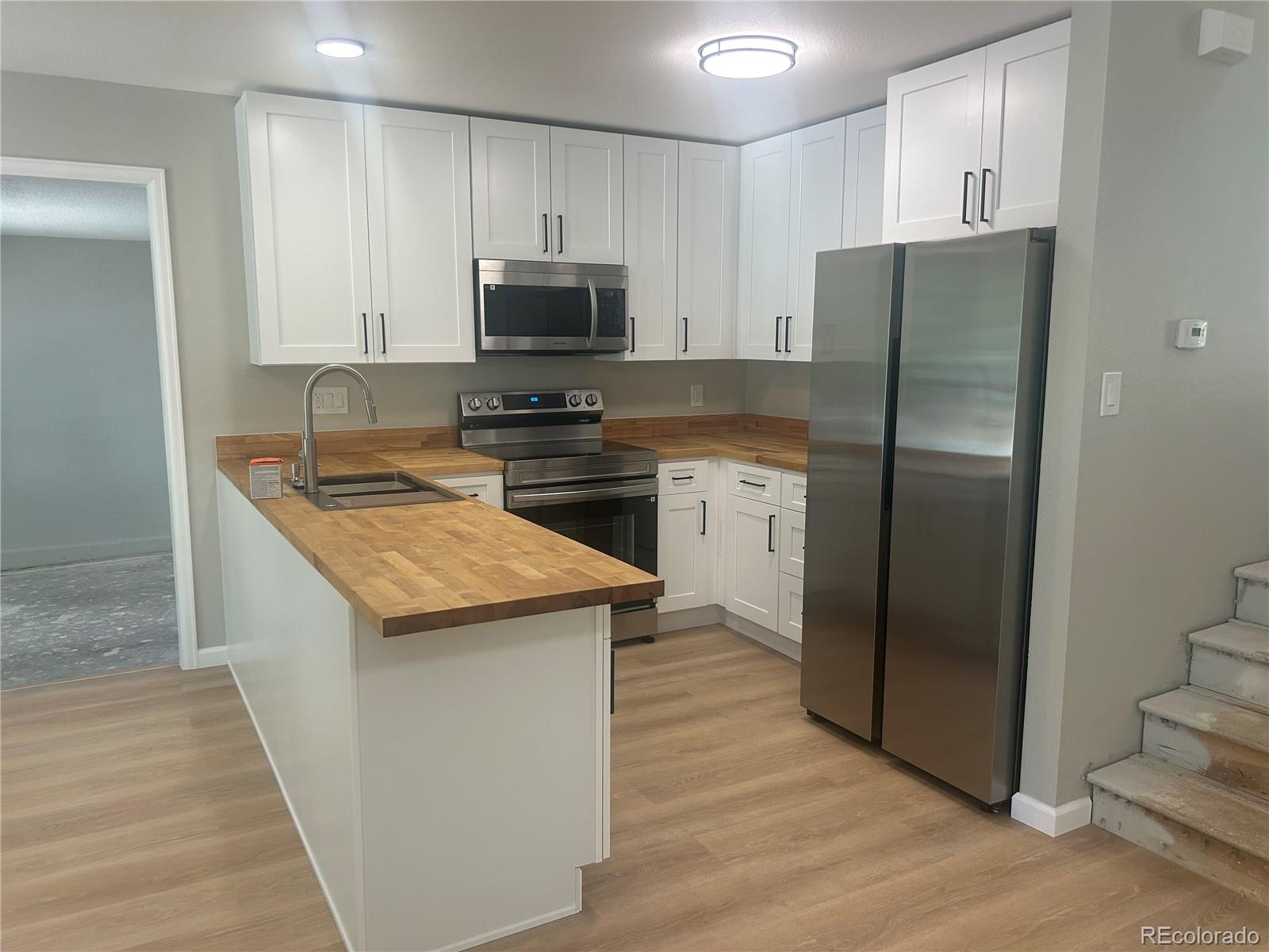 Aurora East Aurora Home | MLS #: 683151120672 E Batavia Drive, Aurora Beds: 3 Baths: 2 Price: $429,900