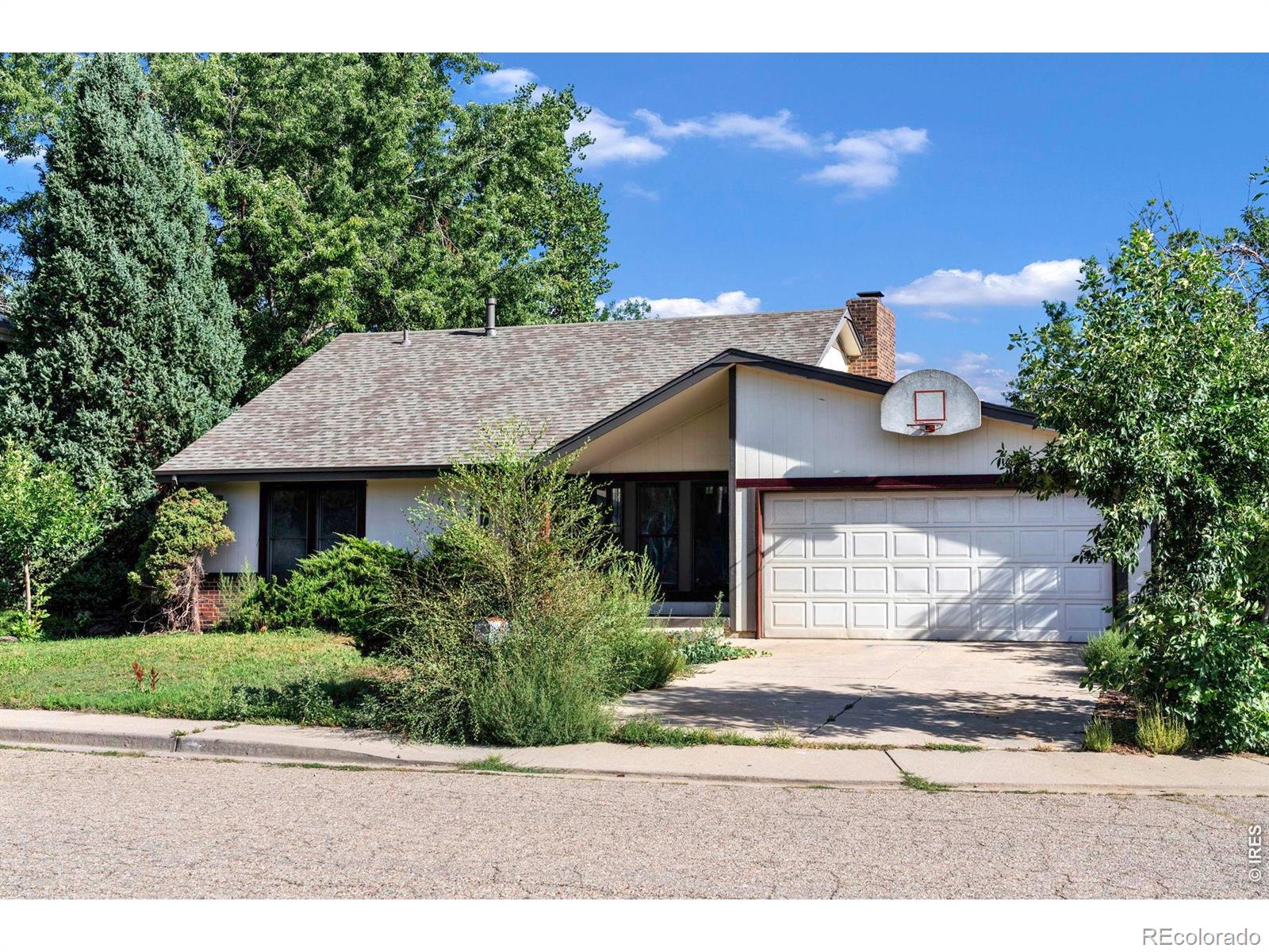  Boulder Home | MLS #: 45678910671754275  Redwood Place, Boulder Beds: 3 Baths: 3 Price: $750,000
