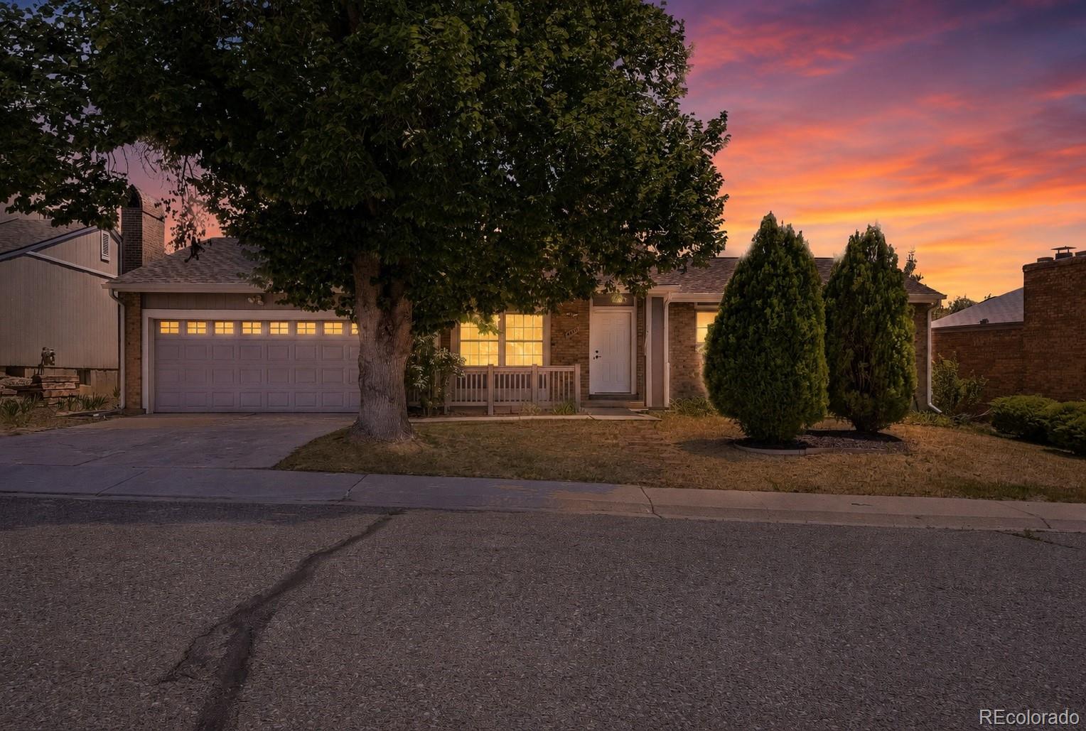 Pheasant Run Aurora Home | MLS #: 99701194660 S Idalia Street, Aurora Beds: 5 Baths: 3 Price: $550,000