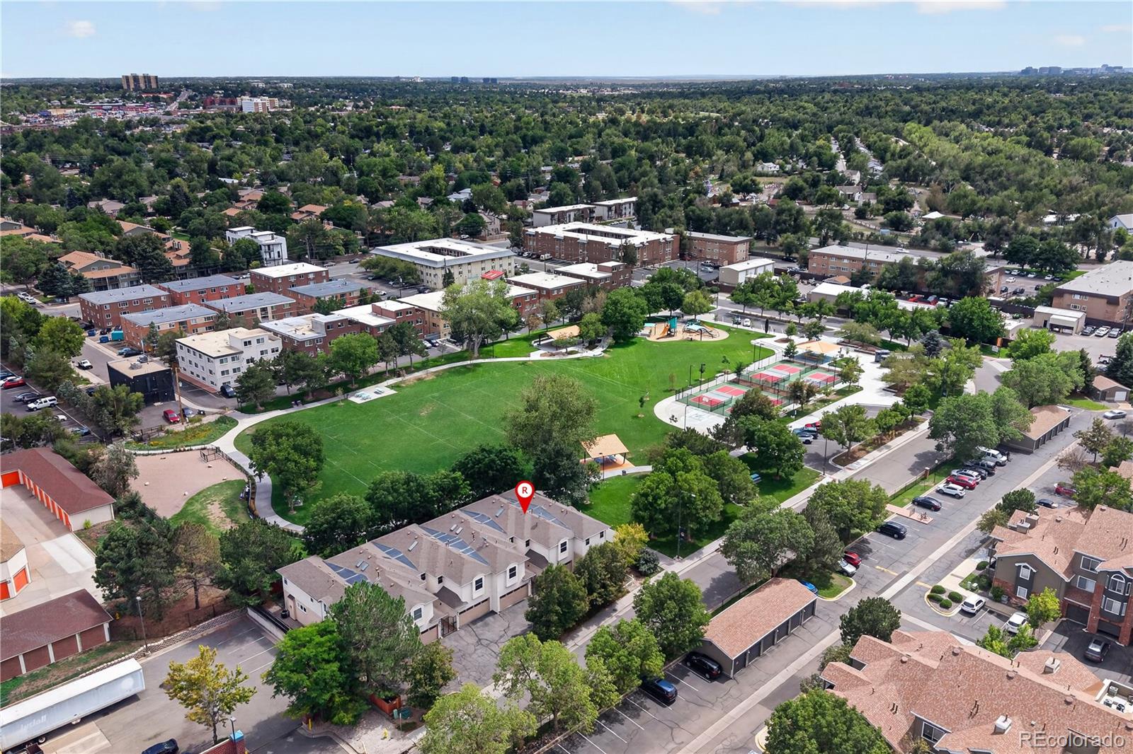  Denver Condo / Townhome | MLS #: 4028342558 S Elm Street , Denver Beds: 3 Baths: 4 Price: $625,000