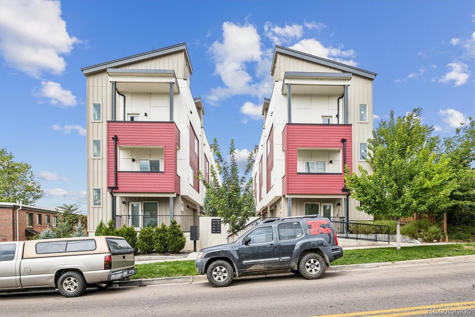  Denver Condo / Townhome | MLS #: 89115771369  Knox Court , Denver Beds: 2 Baths: 3 Price: $529,000