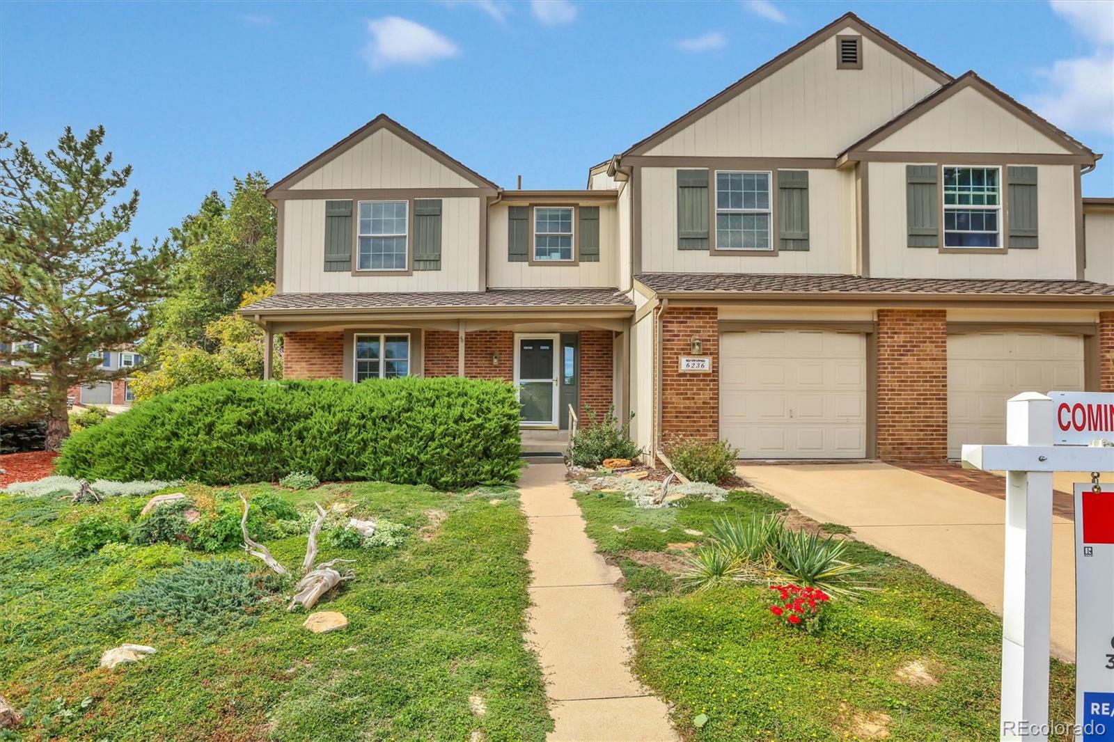  Englewood Home | MLS #: 34996046236 E Hinsdale Avenue, Englewood Beds: 3 Baths: 4 Price: $645,000