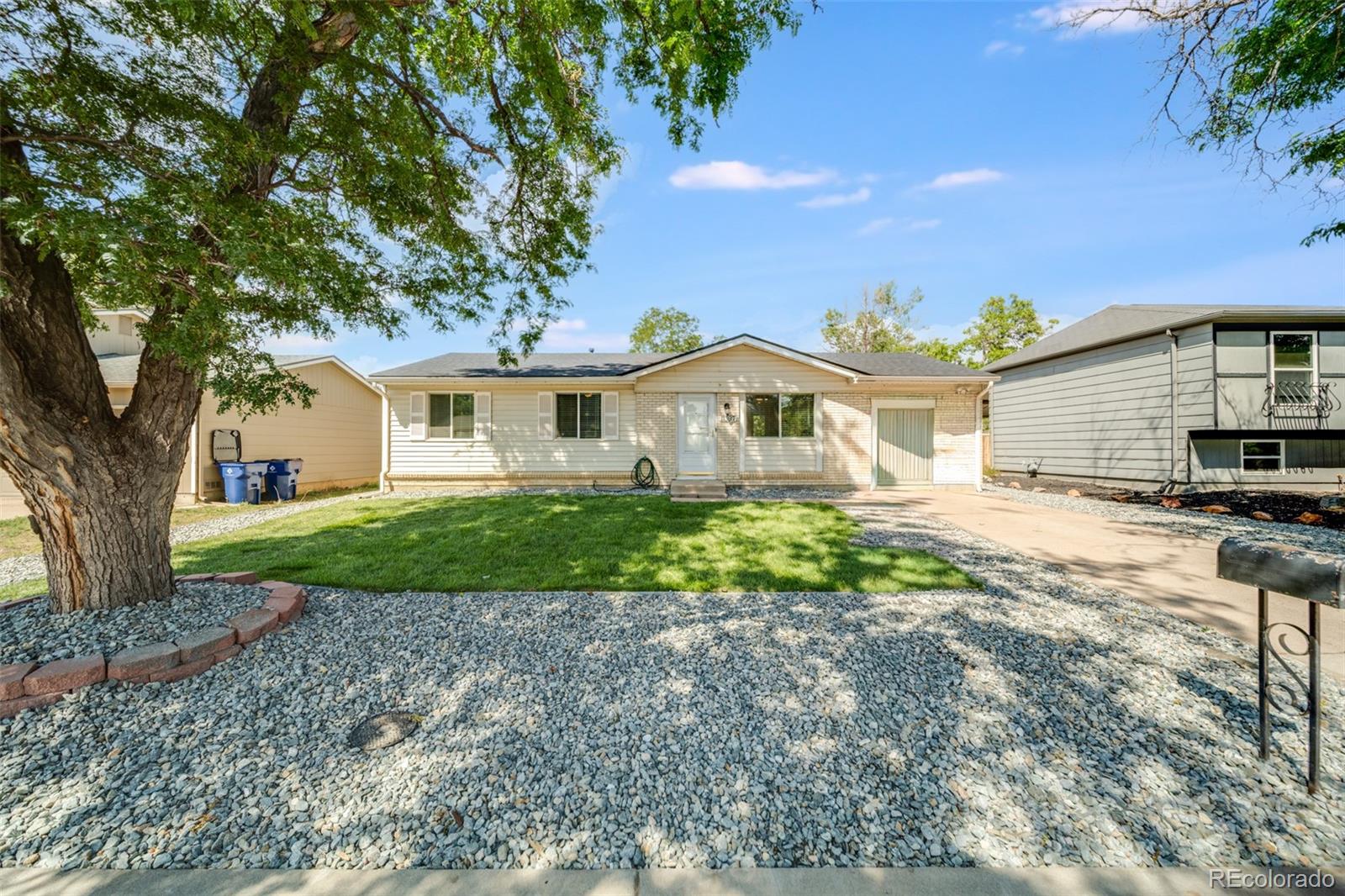 aurora&nbsp; House Search Picture