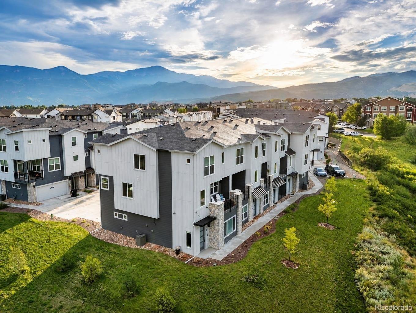 colorado springs MLS:  Beds:  Baths:  Price: 