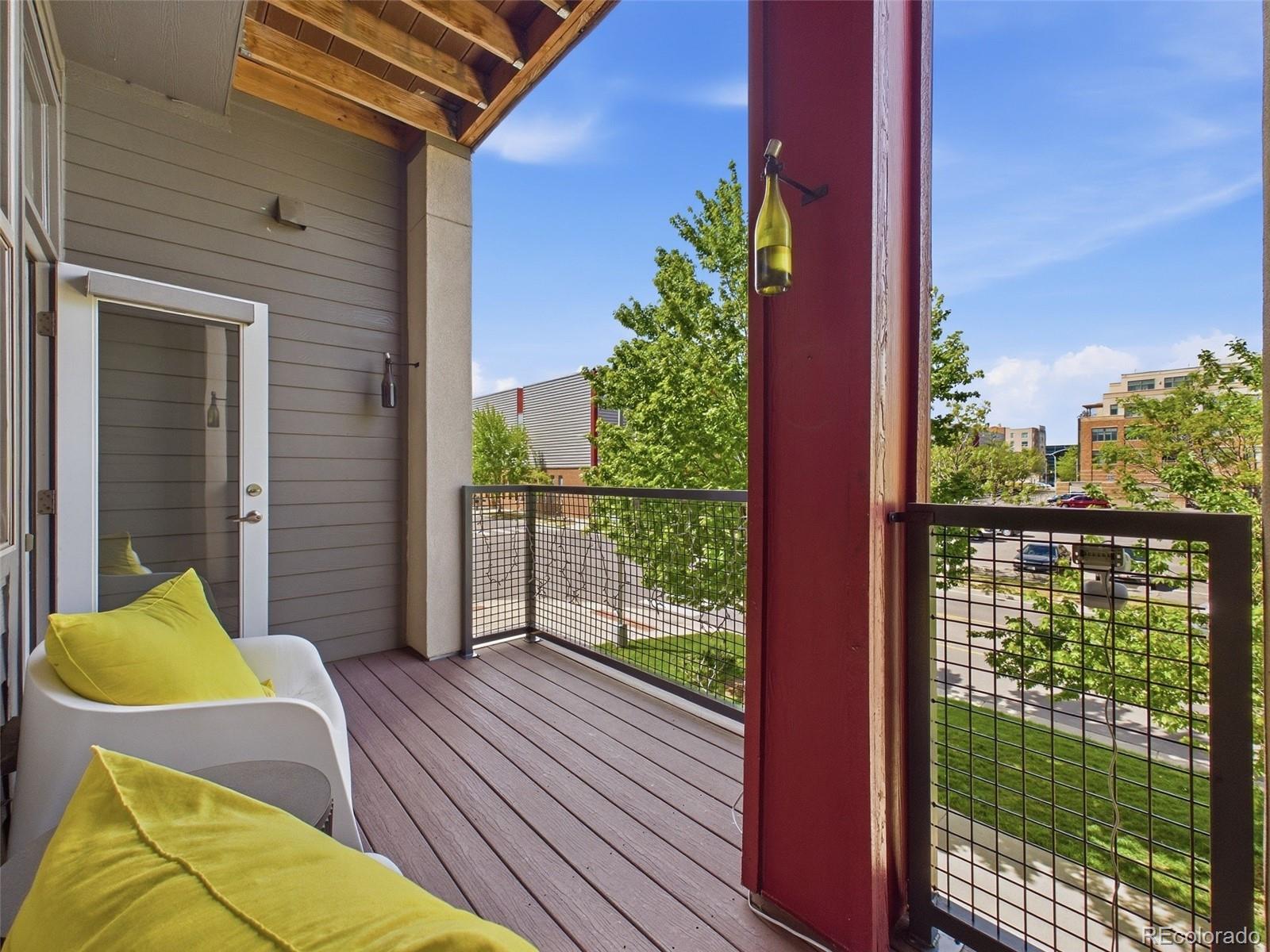  Lakewood Condo / Townhome | MLS #: 91778137282 W Virginia Avenue , Lakewood Beds: 3 Baths: 4 Price: $550,000