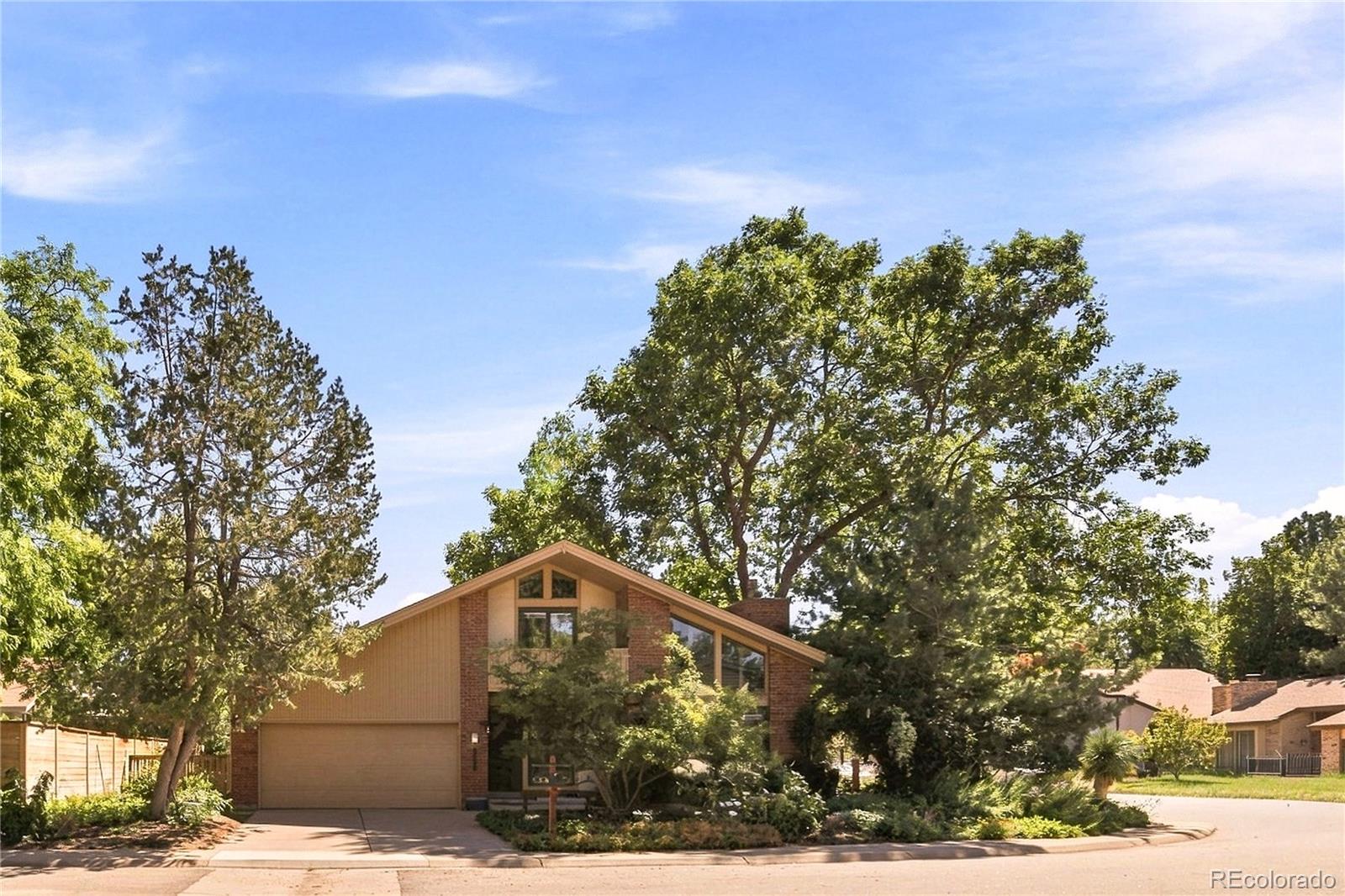 2893 S Oakland Circle, aurora&nbsp; House Search MLS Picture