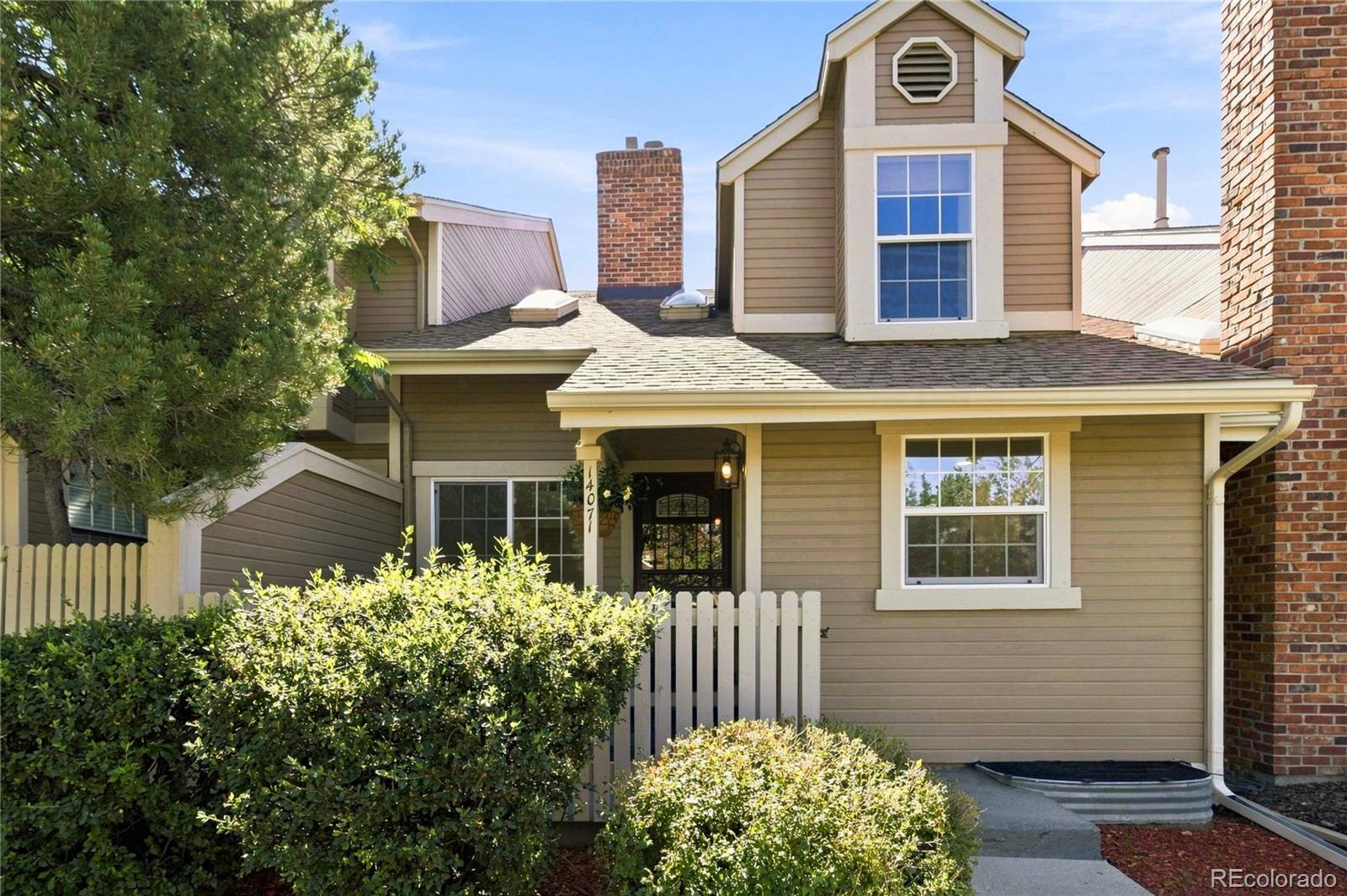aurora&nbsp; House Search Picture