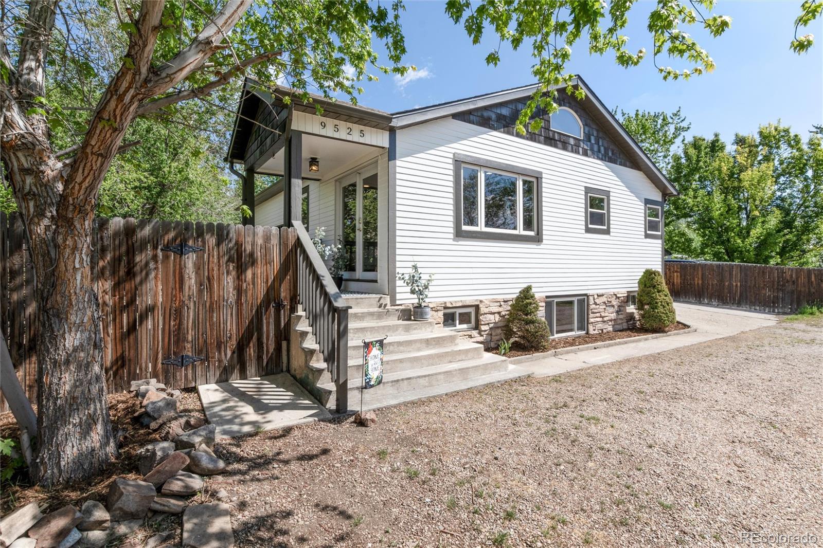 9525 W 11th Avenue, lakewood&nbsp; House Search MLS Picture