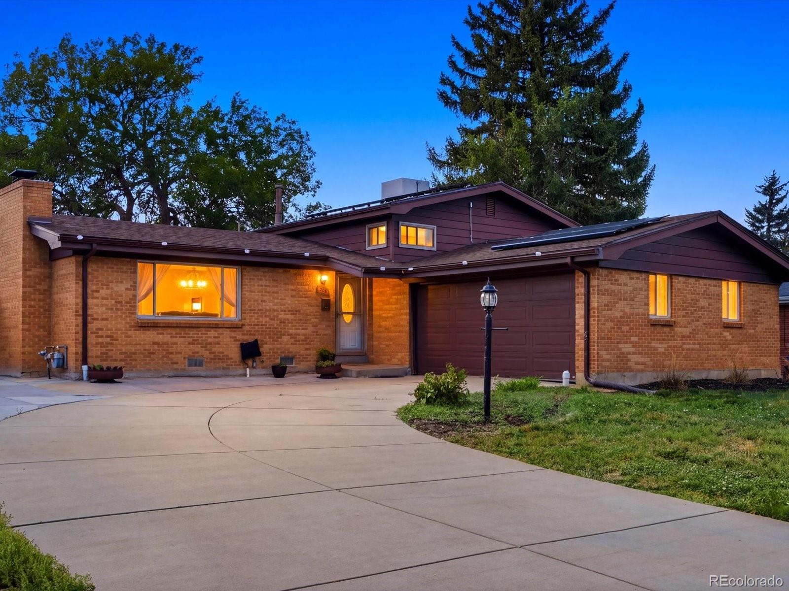 aurora&nbsp; House Search Picture