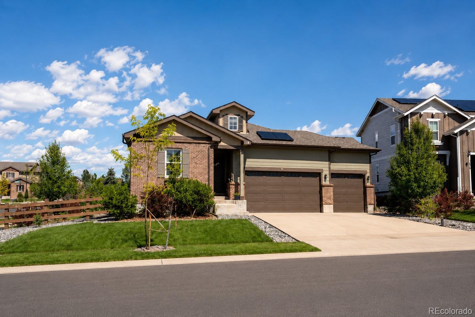 aurora&nbsp; House Search Picture