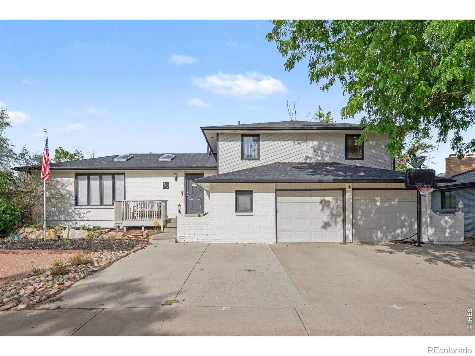 Lone Pine Estates Fort Lupton Home | MLS #: 4567891067687745 S Grand Avenue, Fort Lupton Beds: 5 Baths: 4 Price: $575,000