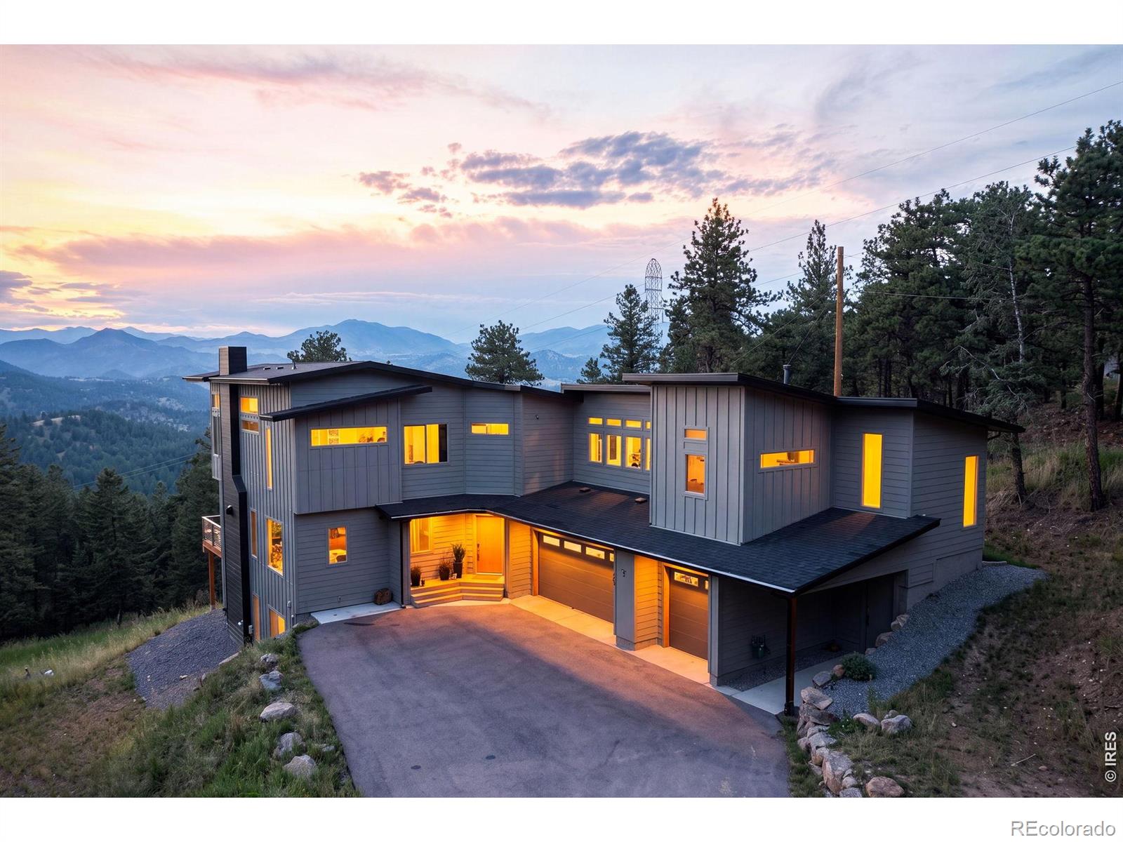 golden&nbsp; House Search Picture