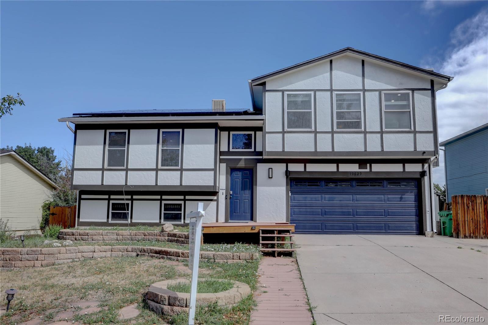 aurora&nbsp; House Search Picture