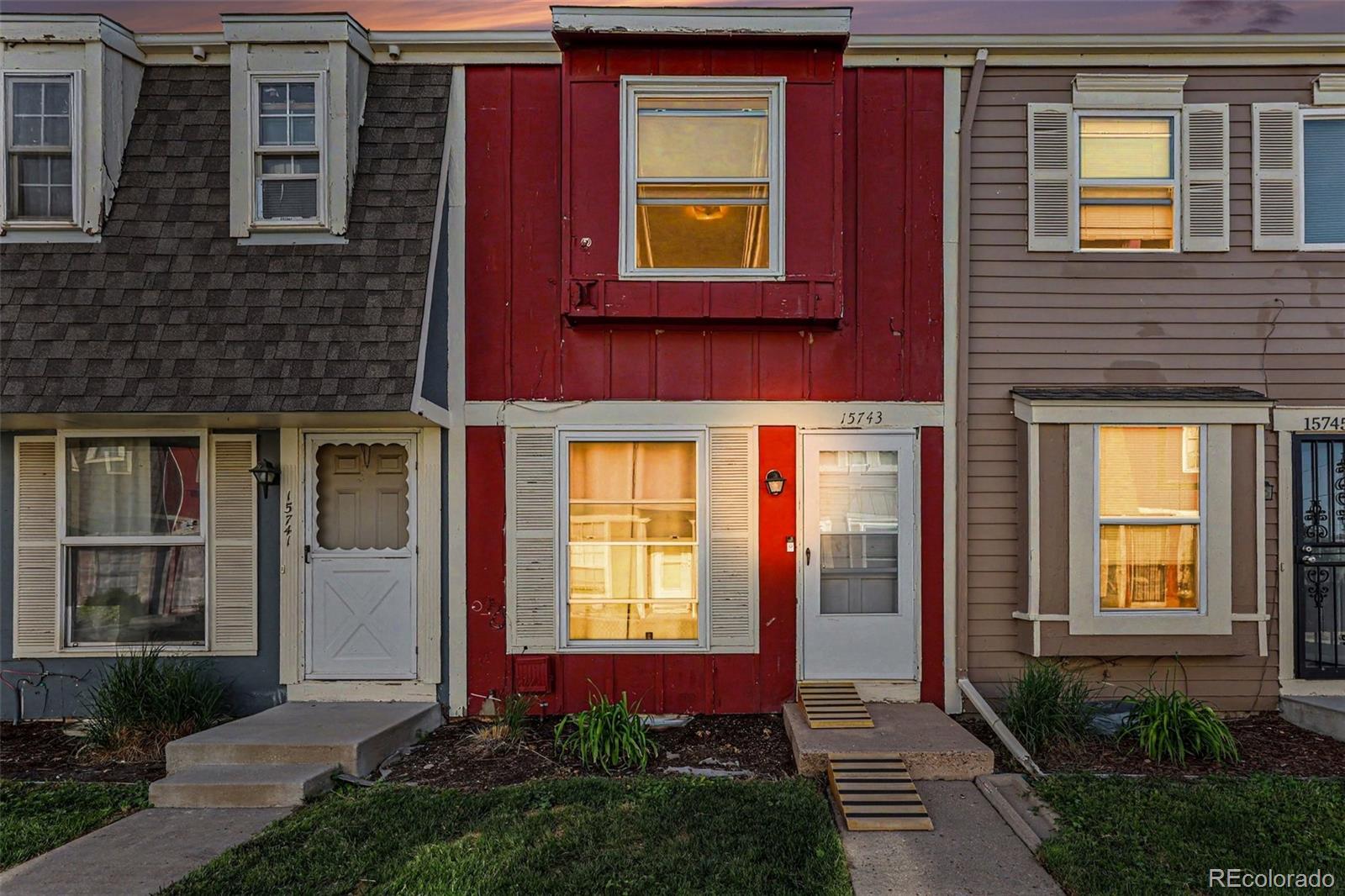 aurora&nbsp; House Search Picture