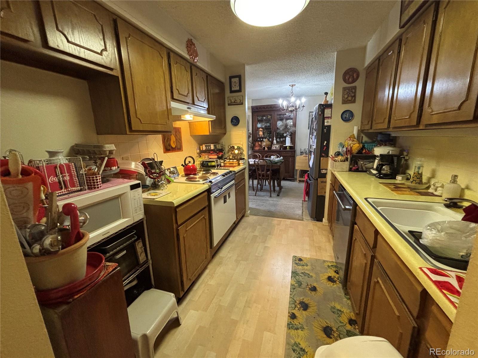 411  Lakewood Circle, colorado springs&nbsp; House Search MLS Picture