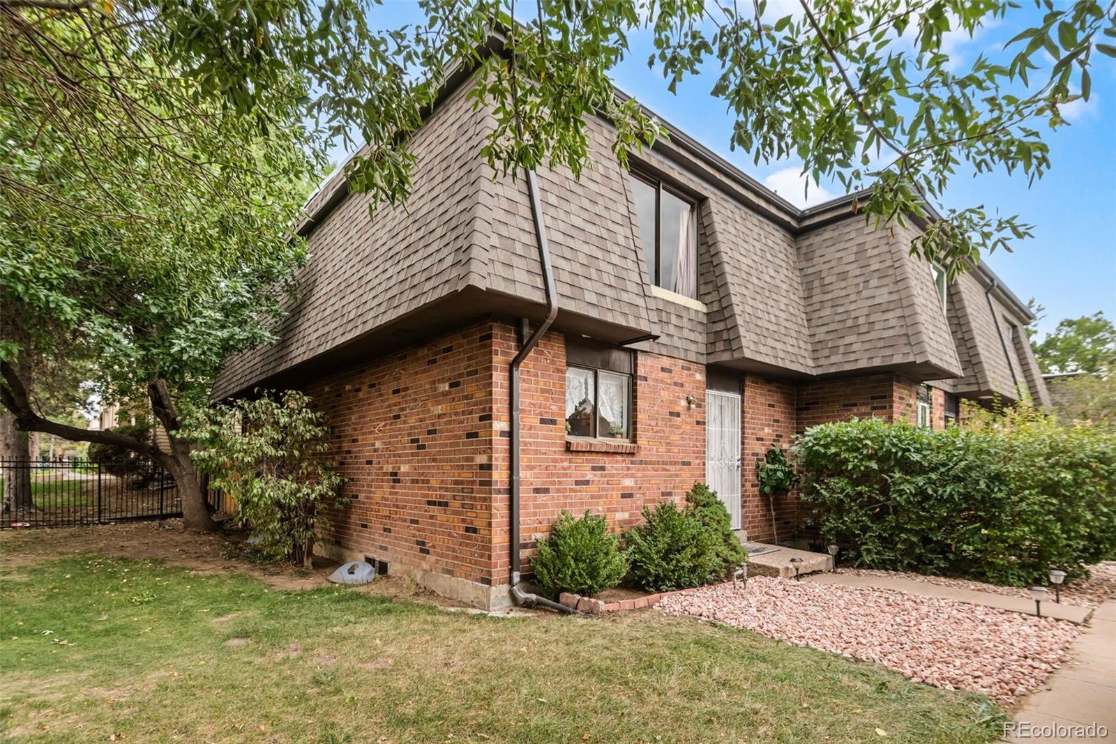 aurora&nbsp; House Search Picture