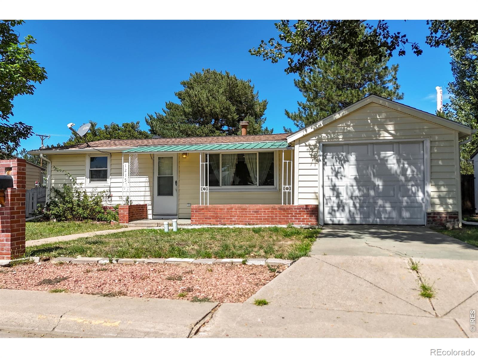 brush&nbsp; House Search Picture