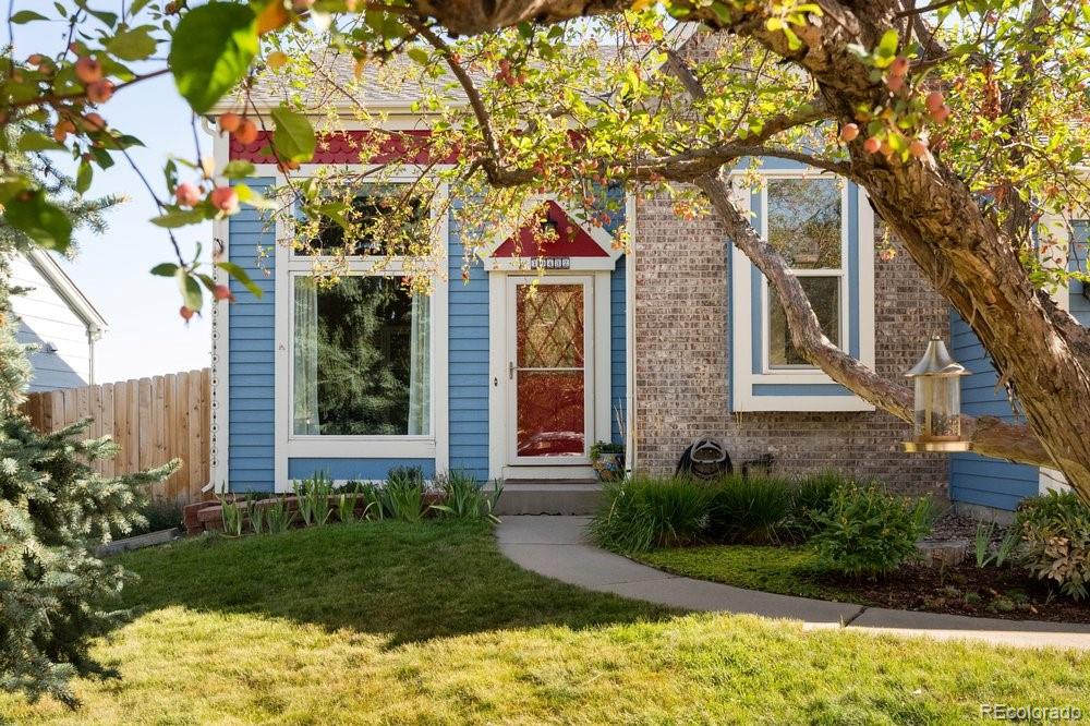  Broomfield Home | MLS #: 444742410432  Owens Street, Broomfield Beds: 3 Baths: 2 Price: $520,000
