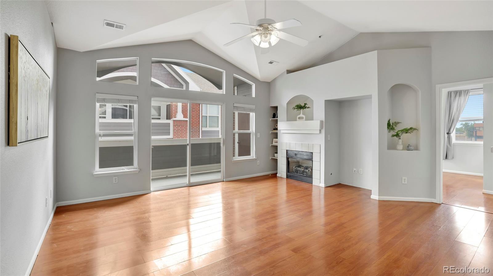 aurora&nbsp; House Search Picture
