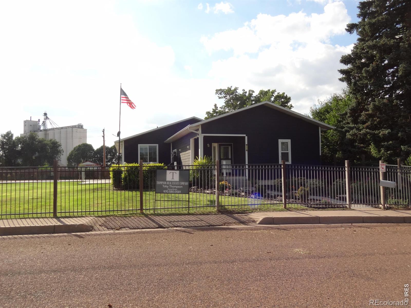holyoke&nbsp; House Search Picture
