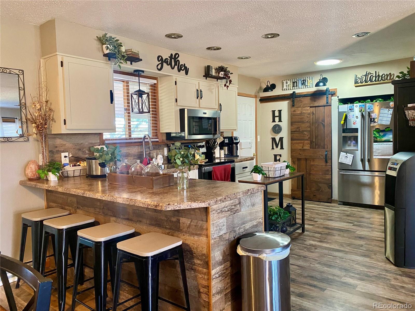 410  4th Street, burlington&nbsp; House Search MLS Picture