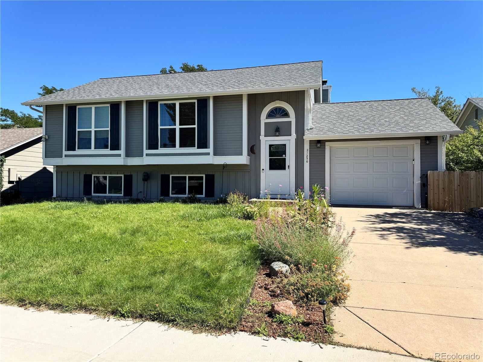 21256 E Powers Circle, centennial&nbsp; House Search MLS Picture