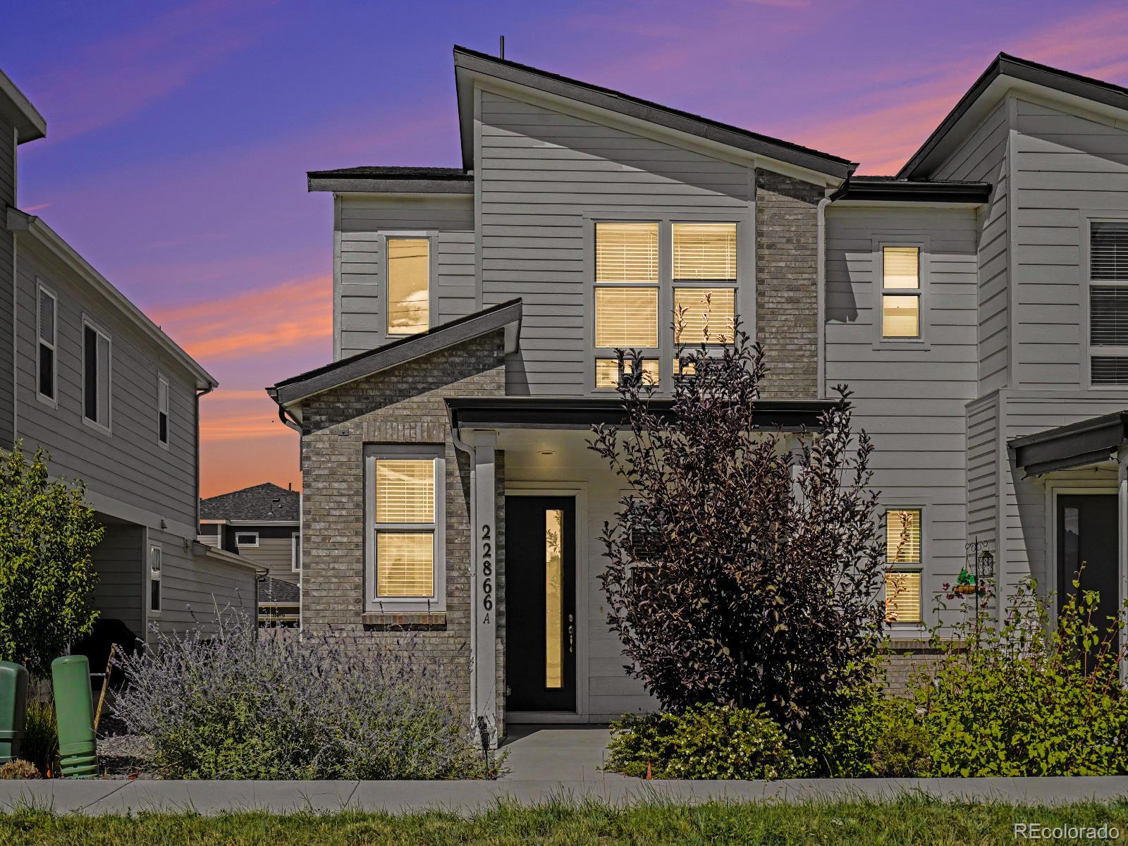  Aurora Home | MLS #: 951558822866 E Tufts Place, Aurora Beds: 3 Baths: 3 Price: $425,000