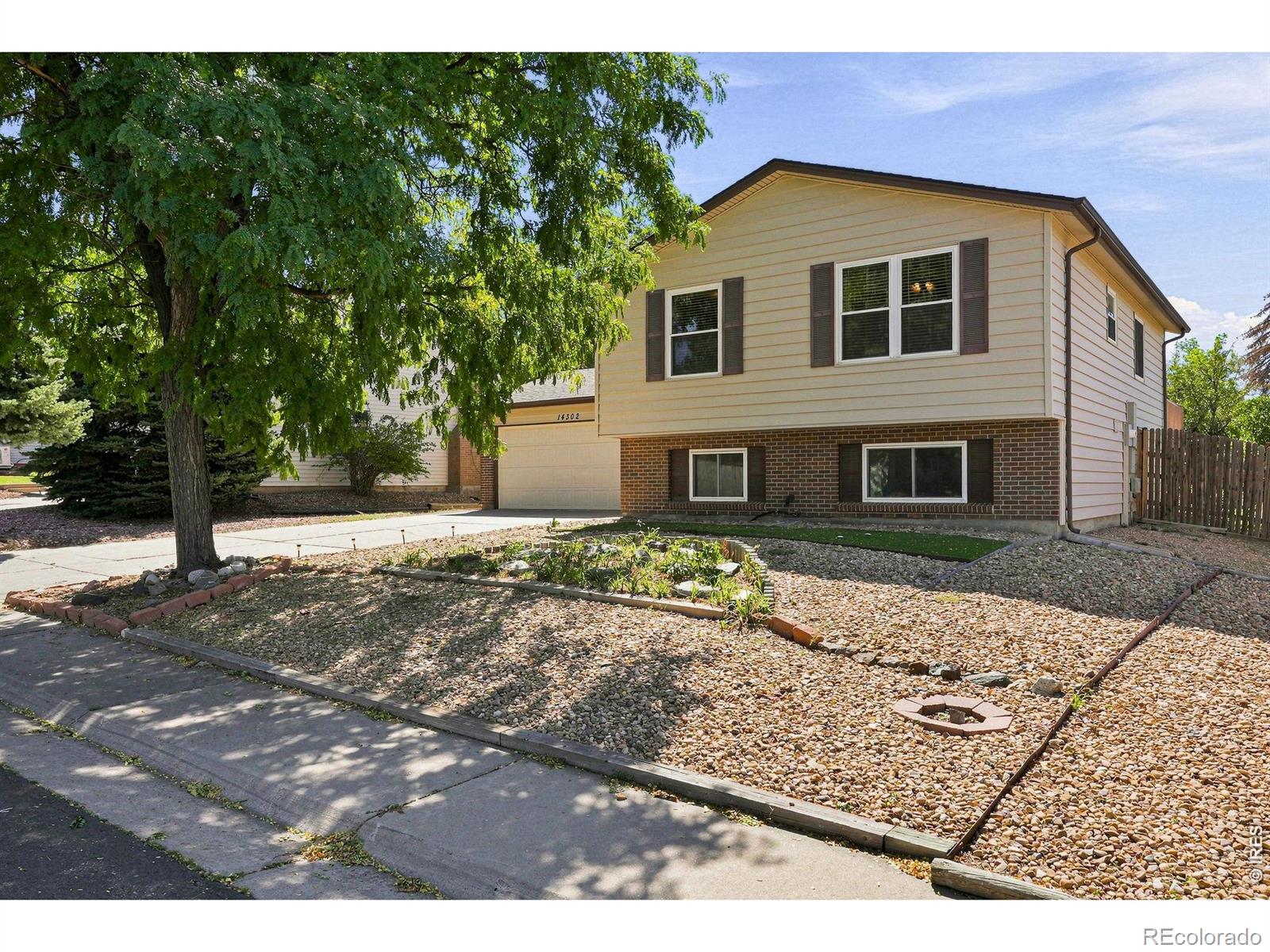 aurora&nbsp; House Search Picture