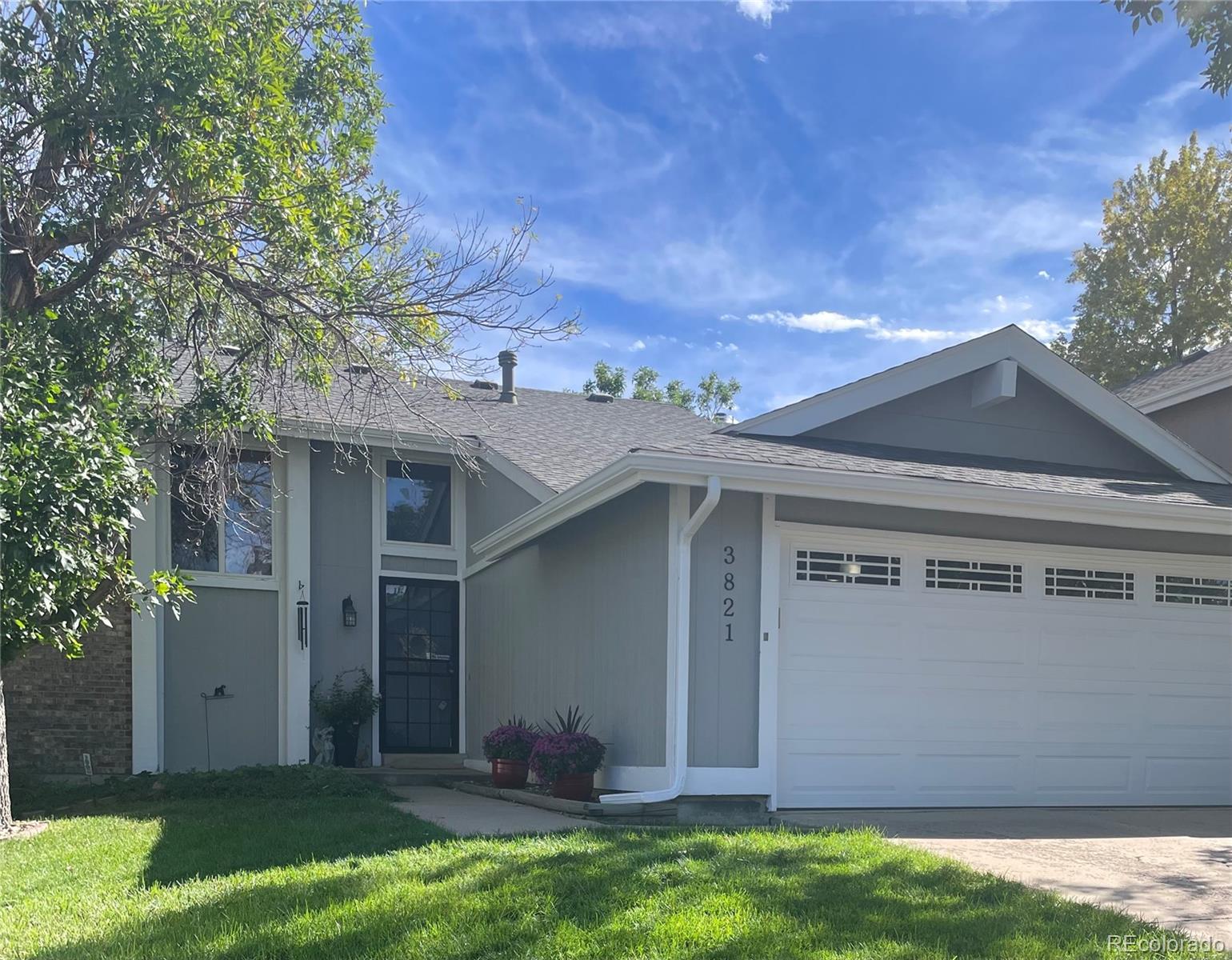 Hampden Hills Aurora Home | MLS #: 32429703821 S Ceylon Way, Aurora Beds: 3 Baths: 2 Price: $479,000