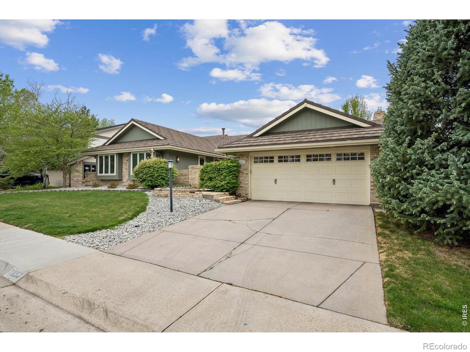 Centennial Home | MLS #: 45678910683157857 S Forest Street, Centennial Beds: 5 Baths: 4 Price: $1,299,900