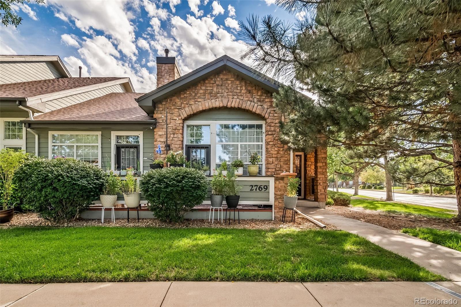 2769 W Greens Court, littleton&nbsp; House Search MLS Picture