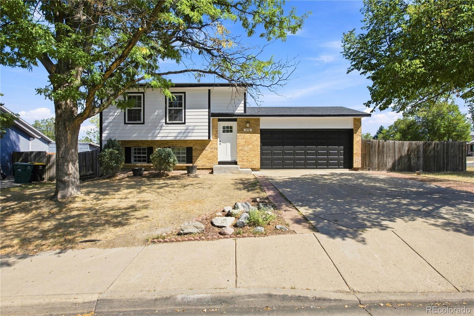  Aurora Home | MLS #: 38055781498 S Bahama Street, Aurora Beds: 3 Baths: 2 Price: $460,000