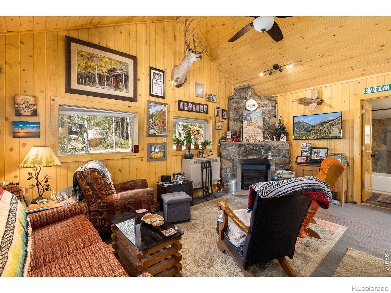945  Klondyke Avenue, nederland&nbsp; House Search MLS Picture