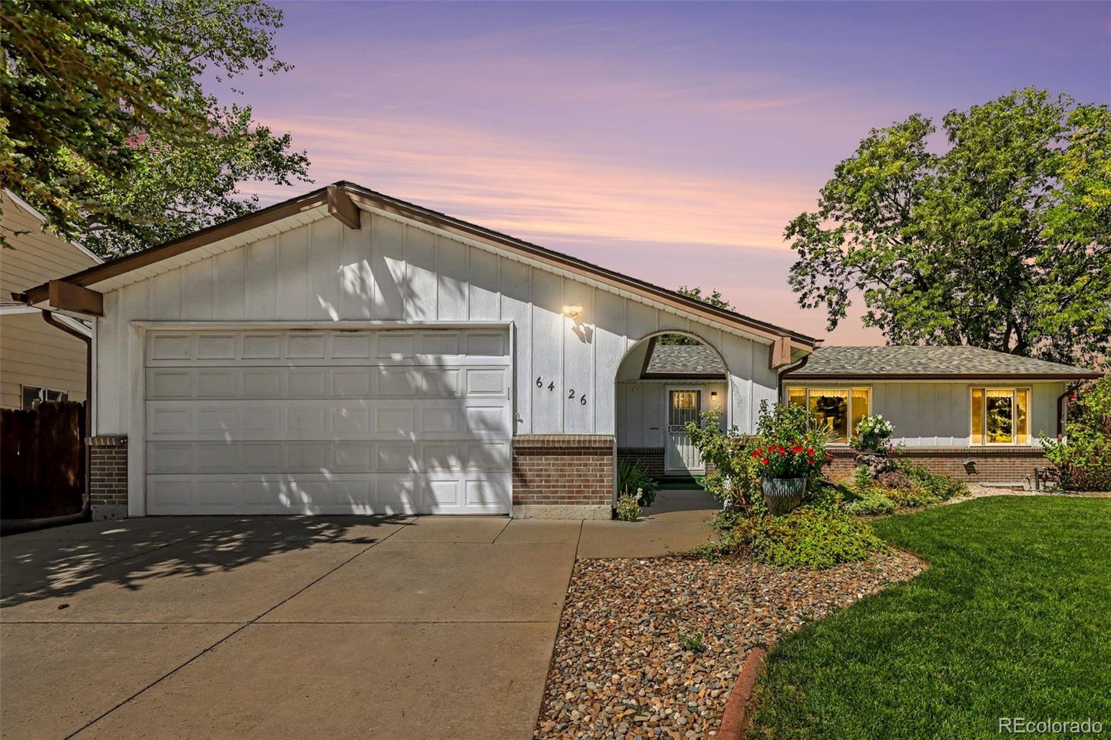  Arvada Home | MLS #: 31290516426 W 82nd Drive, Arvada Beds: 3 Baths: 2 Price: $535,000