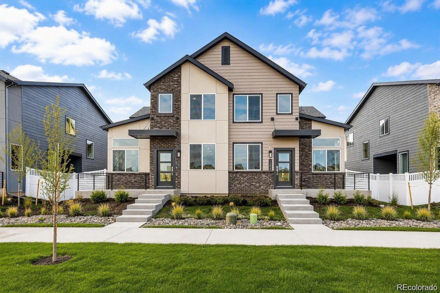  Aurora Home | MLS #: 91867041232 S Algonquian Street, Aurora Beds: 3 Baths: 3 Price: $459,990