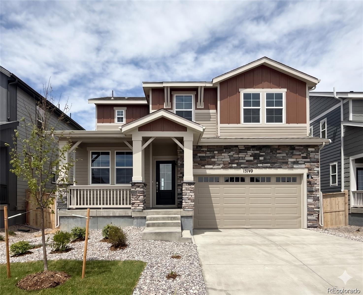  Parker Home | MLS #: 250998713749  Daffodil Point, Parker Beds: 3 Baths: 3 Price: $639,990