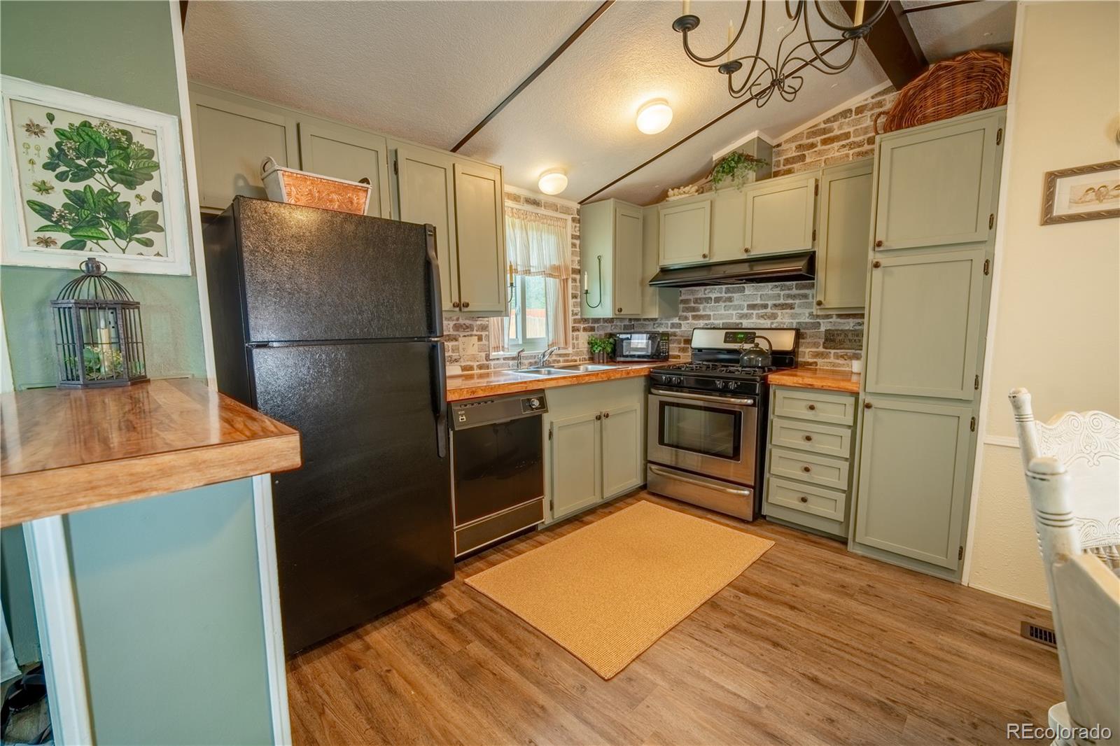 108  Zante Street, lochbuie&nbsp; House Search MLS Picture