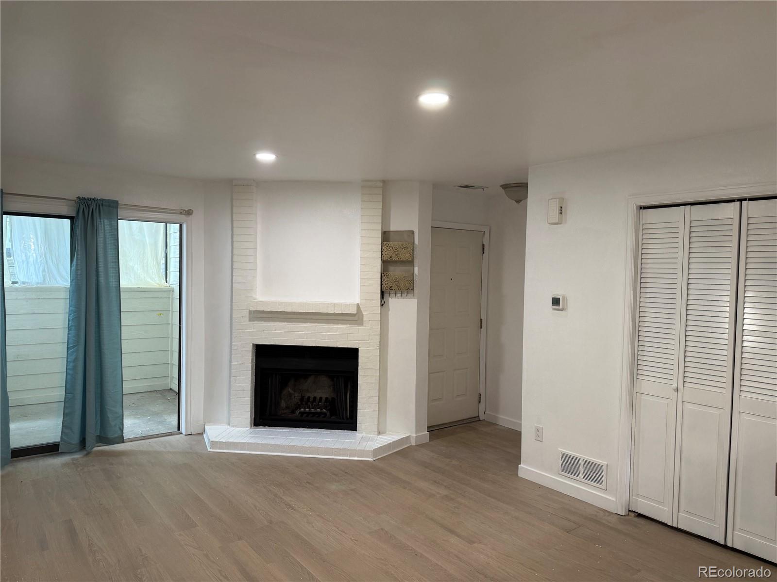  Littleton Condo / Townhome | MLS #: 20656178376 S Upham Way B106, Littleton Beds: 1 Baths: 1 Price: $235,000