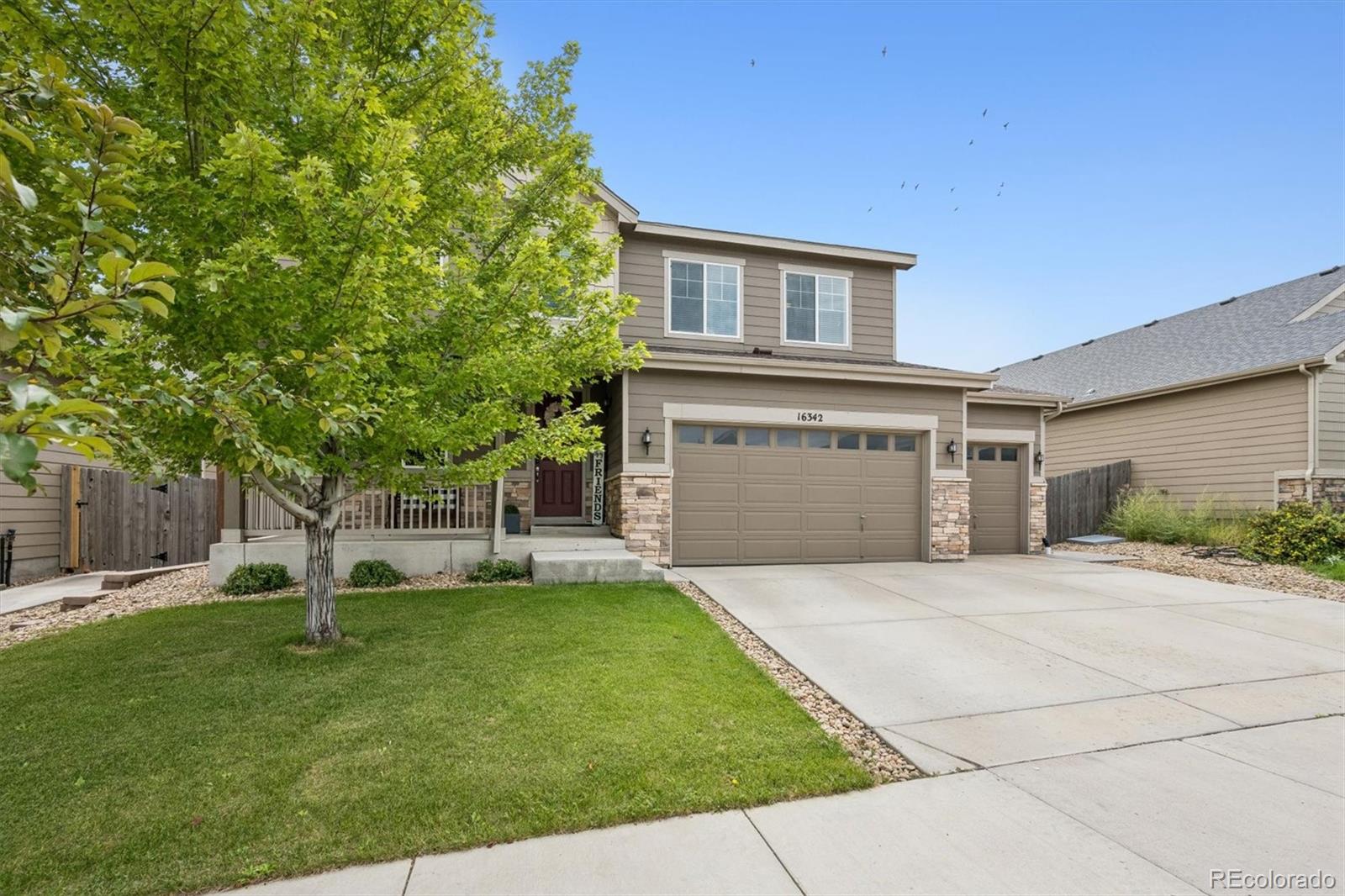  Commerce City Home | MLS #: 349868816342 E 100th Way, Commerce City Beds: 6 Baths: 4 Price: $660,000