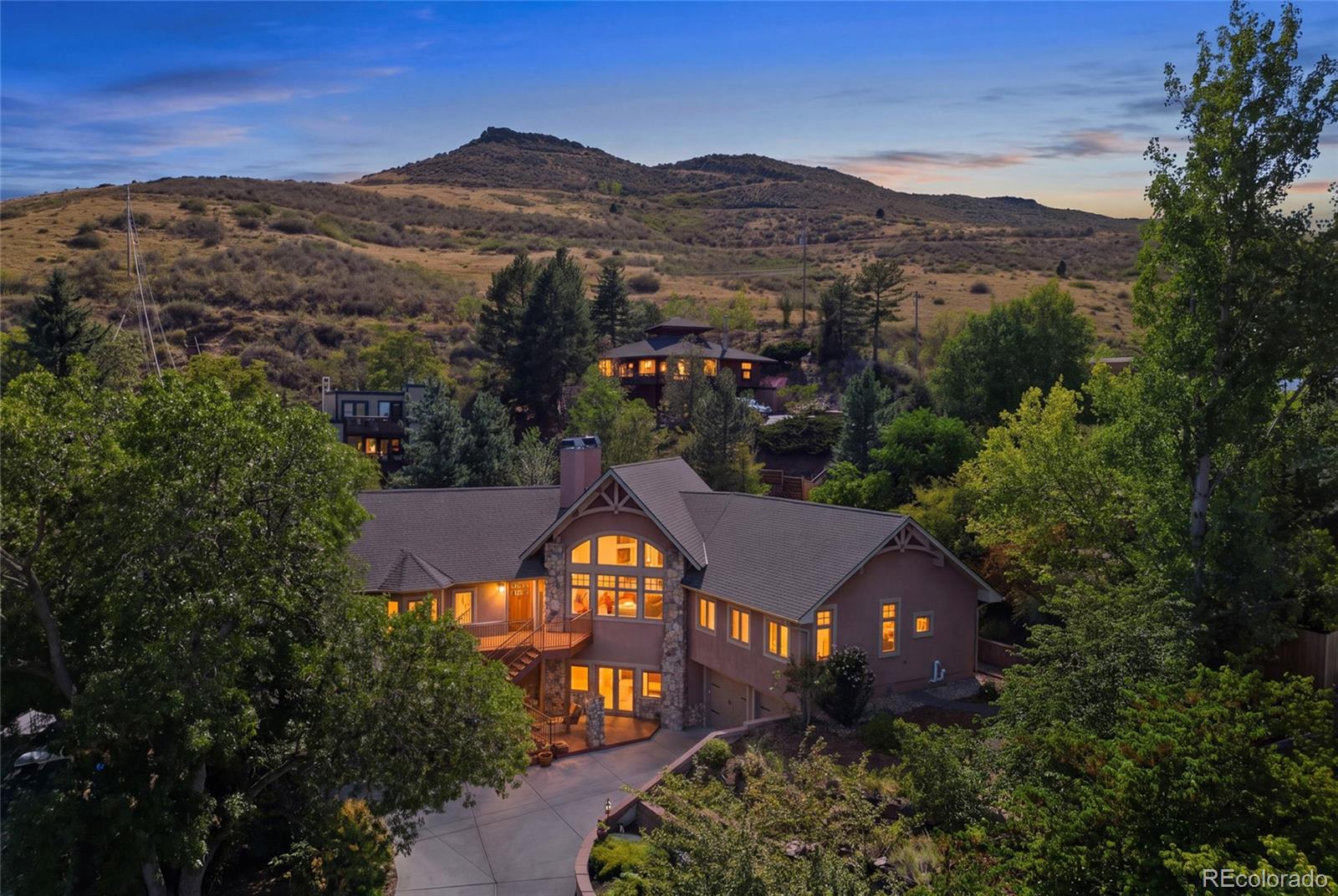 golden&nbsp; House Search Picture