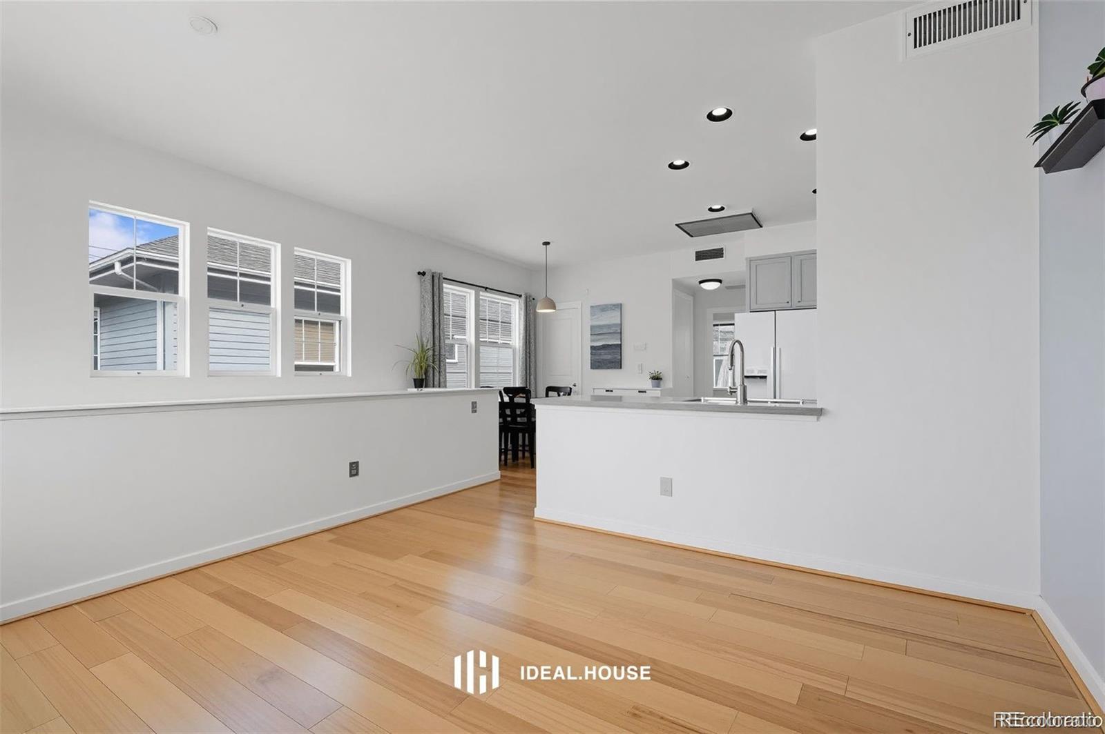 7454 E 28th Avenue, denver&nbsp; House Search MLS Picture