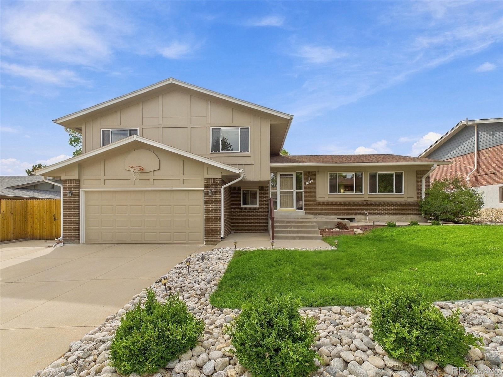  Denver Home | MLS #: 85983521965 S Vivian Street, Denver Beds: 4 Baths: 3 Price: $625,000