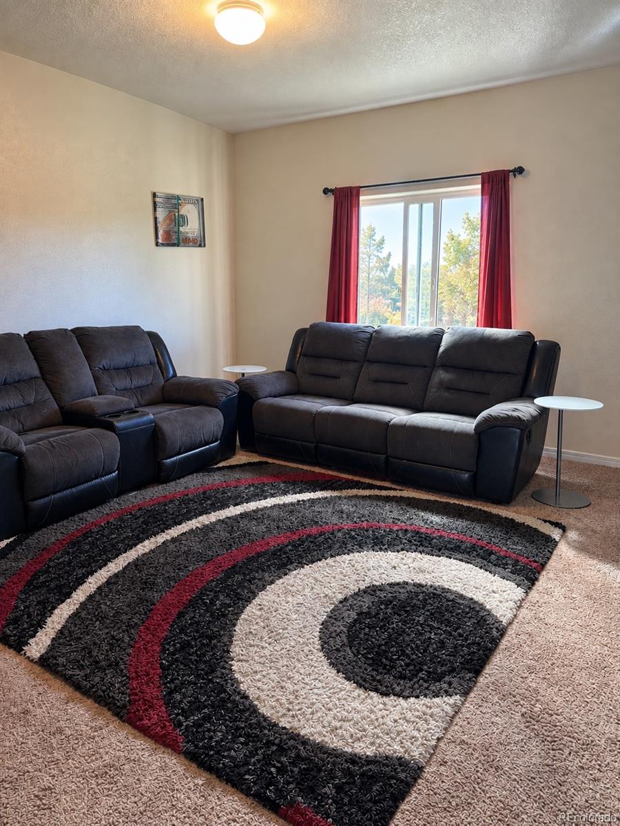  Thornton Home | MLS #: 42712634126 E 95th Drive, Thornton Beds: 4 Baths: 3 Price: $475,000