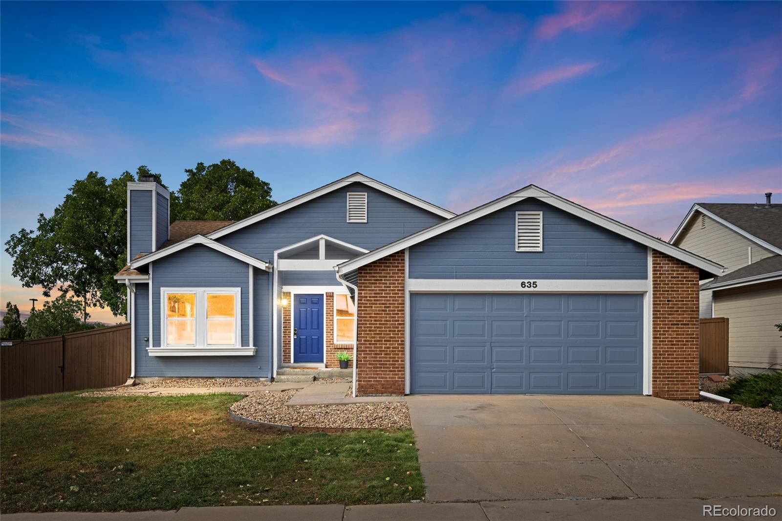  Highlands Ranch Home | MLS #: 8043613635  Ridgeglen Way, Highlands Ranch Beds: 5 Baths: 3 Price: $620,000