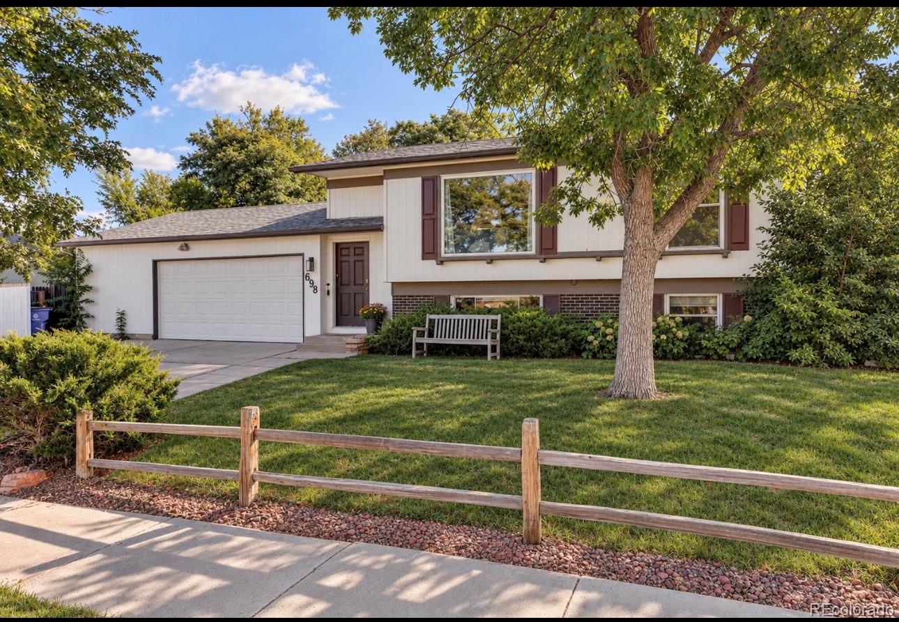  Aurora Home | MLS #: 4307925698 S Moline Street, Aurora Beds: 4 Baths: 2 Price: $499,000