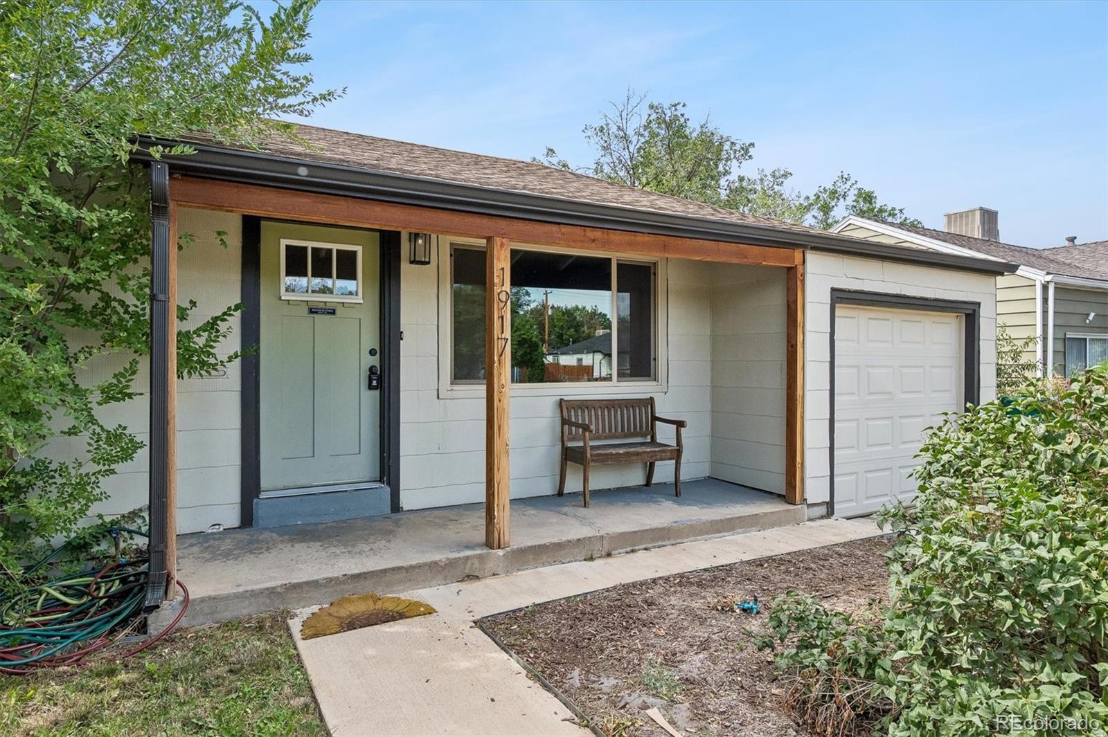 aurora&nbsp; House Search Picture