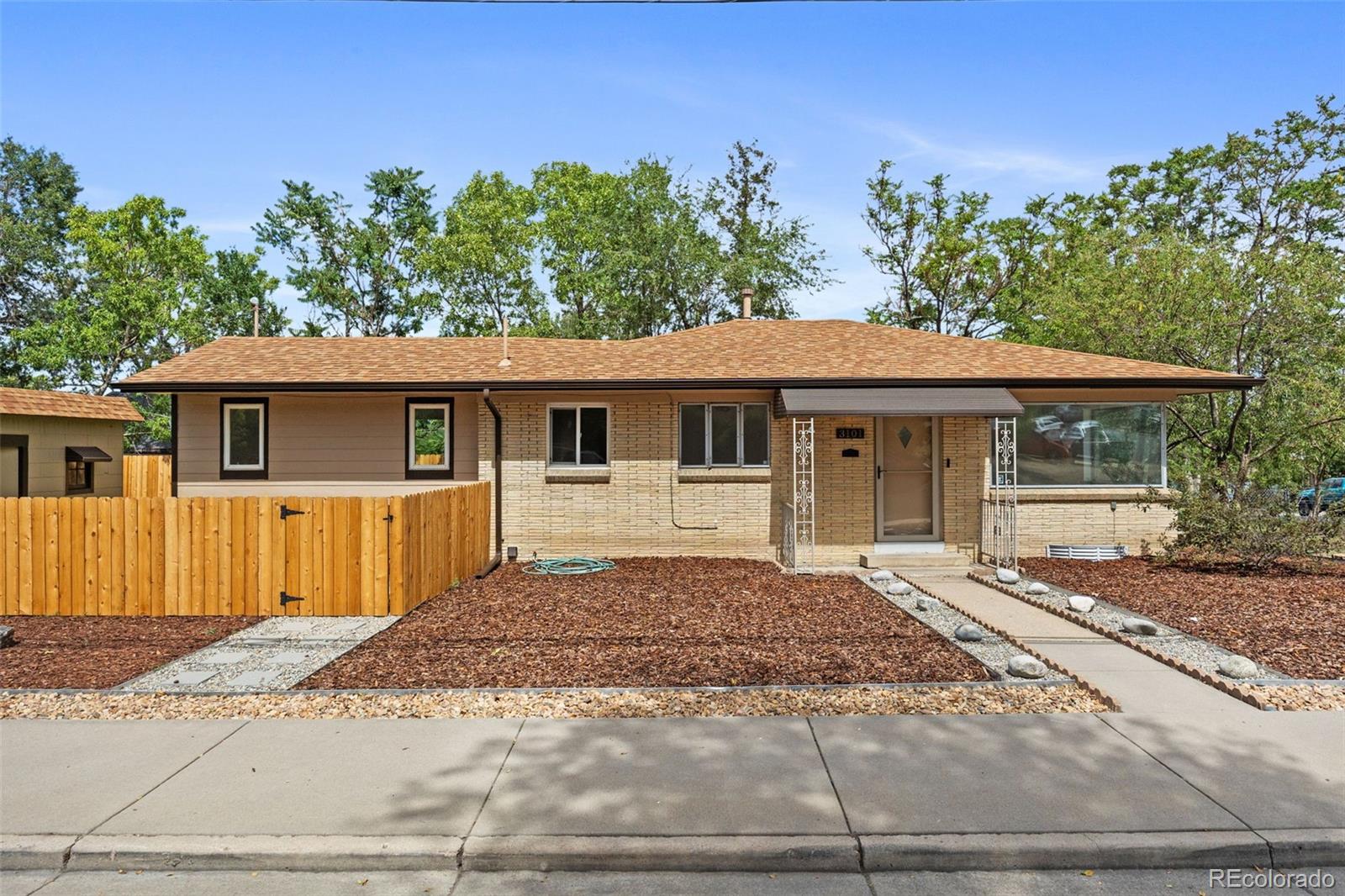  Denver Home | MLS #: 46457233101 W Cedar Avenue, Denver Beds: 4 Baths: 2 Price: $500,000