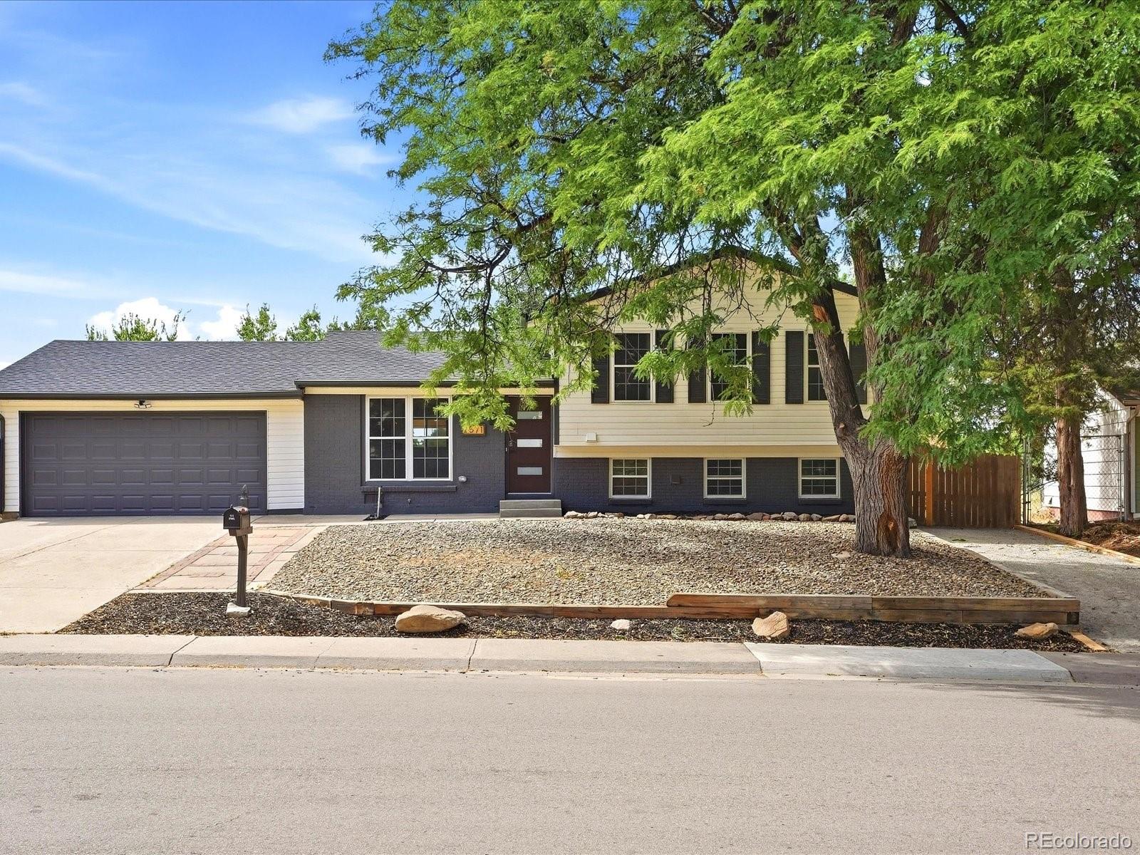  Aurora Home | MLS #: 85042102571 S Kittredge Way, Aurora Beds: 4 Baths: 3 Price: $500,000
